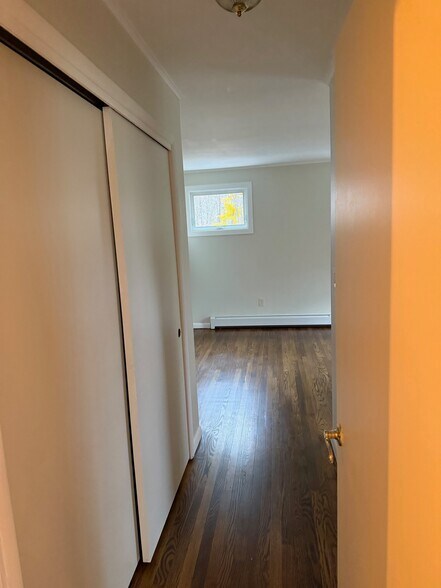 Master Bedroom - 4387 NY-32