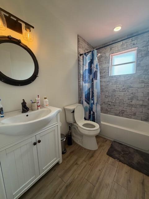 Building Photo - 15061 Norfolk Ln