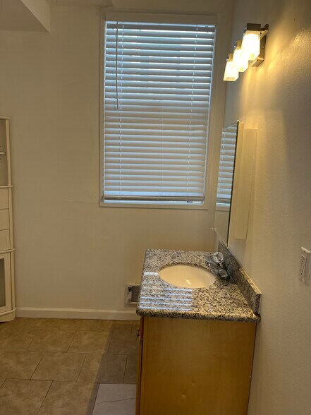 Master Bathroom - 2445 Telegraph Ave