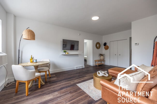 Building Photo - The Andy