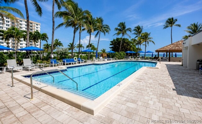 Building Photo - 3420 S Ocean Blvd