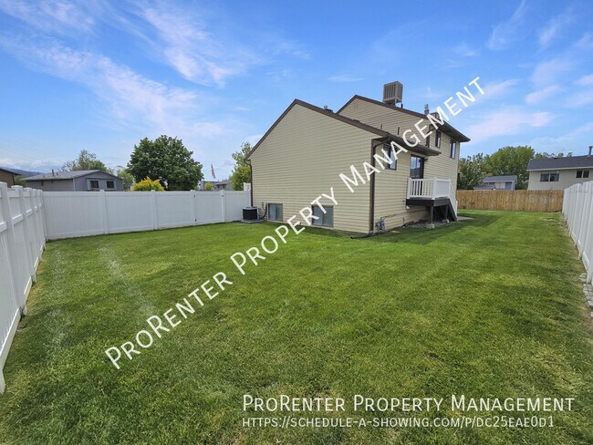 Building Photo - 239 E 975 S
