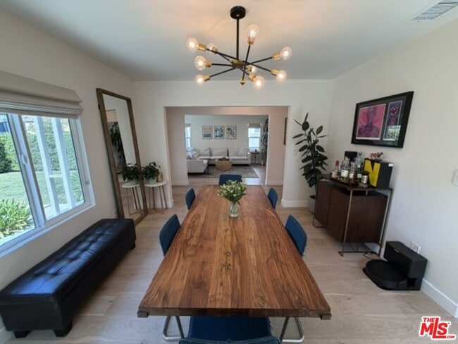 Building Photo - 1768 S Fairfax Ave