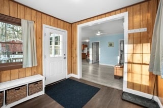 Building Photo - 46 Willow St