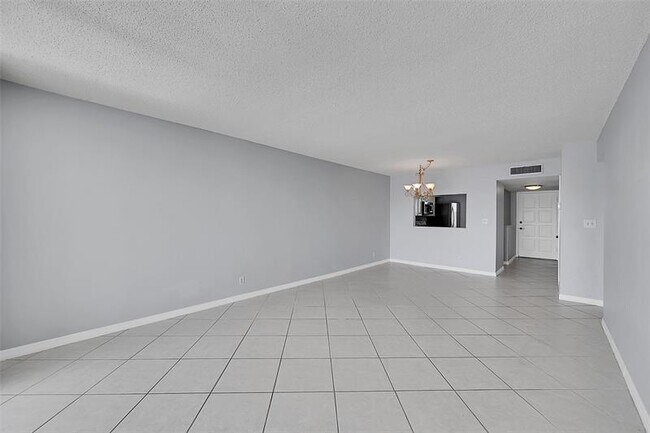 Building Photo - 777 S Federal Hwy