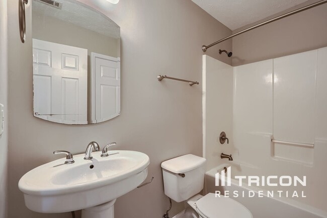 Building Photo - 3692 Tullamore Ln