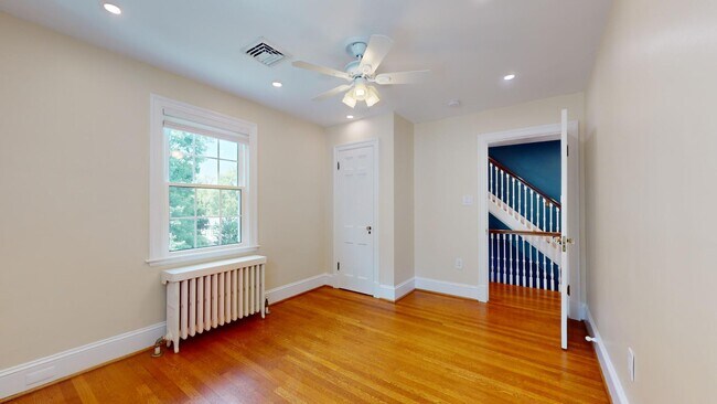 Building Photo - 4107 Aspen St