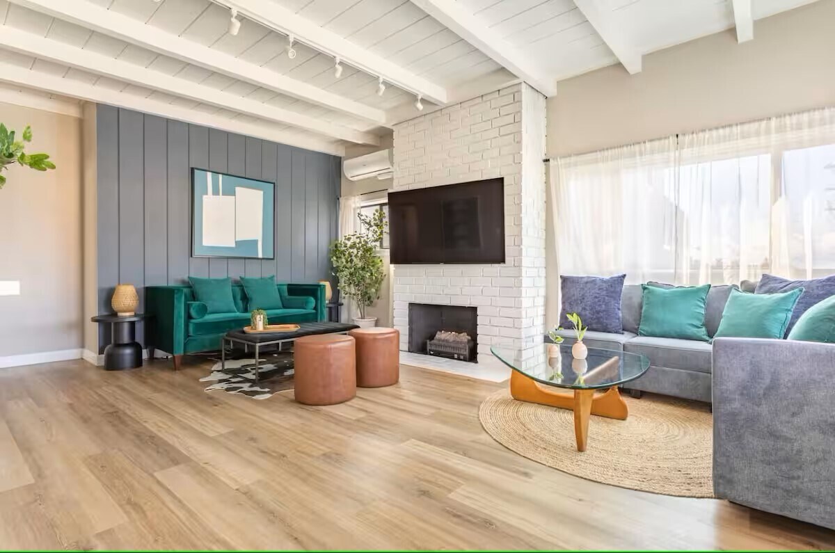 Building Photo - 326 Rosecrans Ave