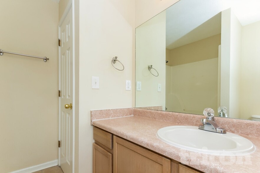 Building Photo - 2183 Harmony Lakes Ct