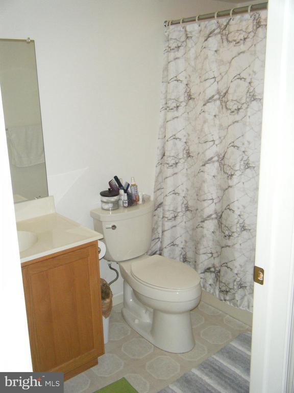 Building Photo - 467 Glenn Rose Cir