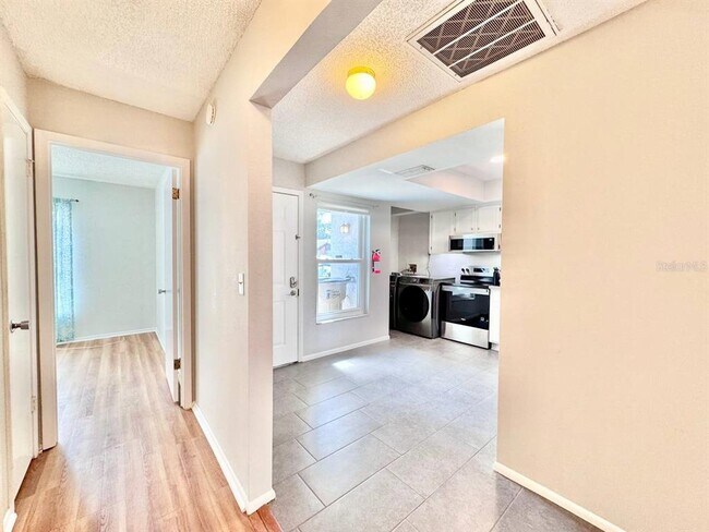 Building Photo - 5124 Gainesville Dr