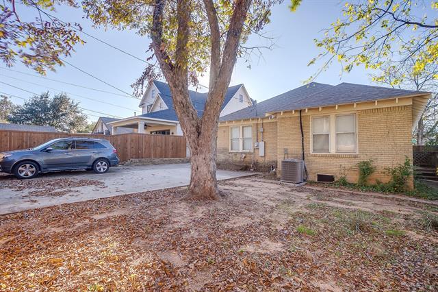 Building Photo - 3103 Odessa Ave