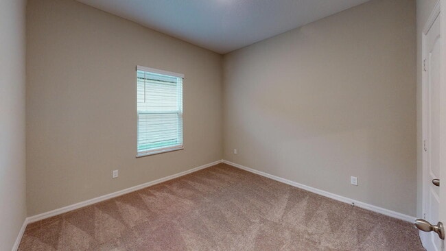 Building Photo - 98 Tree Frog Way