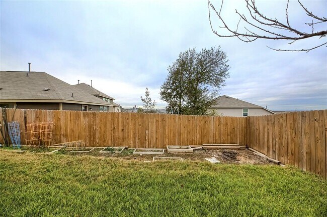 Building Photo - 10104 Deer Chase Trail