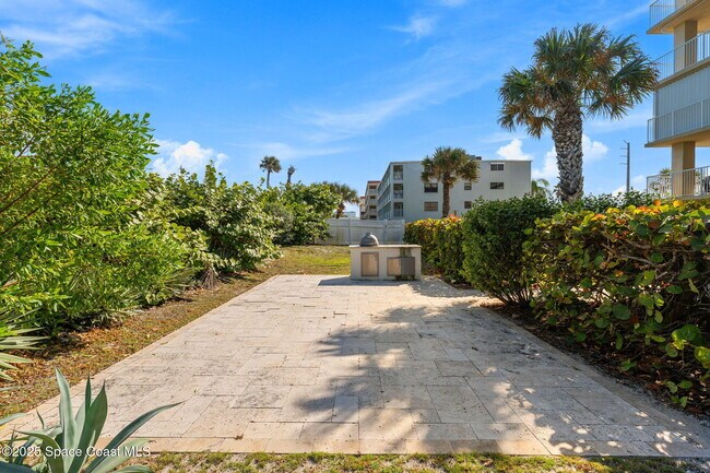 Building Photo - 1493 S Atlantic Ave