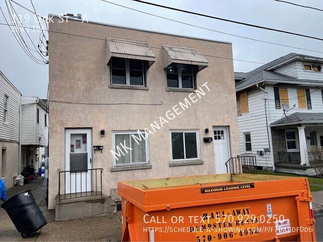 Building Photo - 119 Oak St