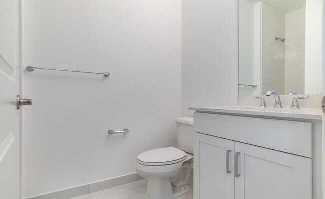 Building Photo - 1360 Bushel Crk Xing