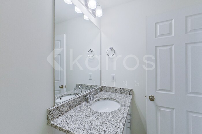 Building Photo - 115 Dudley Wy