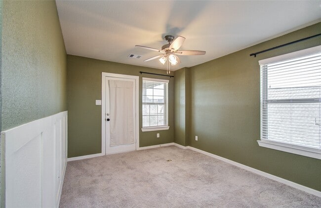 Building Photo - 4622 Ana Ridge Ln