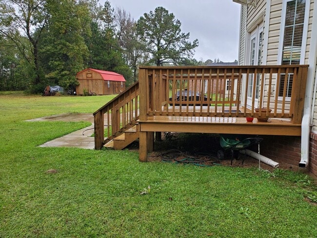 Building Photo - Tranquil Expanse : 4BR | 2.5 BA , House in Moncks Corner