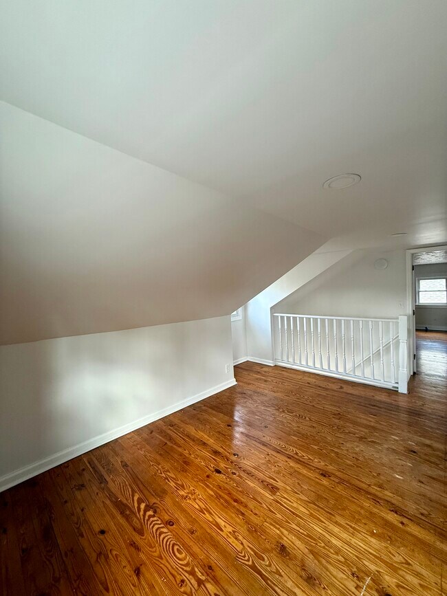 Building Photo - 224 Stratford Road