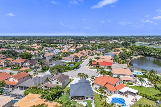 Building Photo - 10852 La Salinas Cir