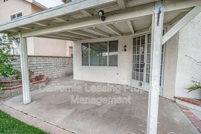 Building Photo - 28552 Avocado Pl