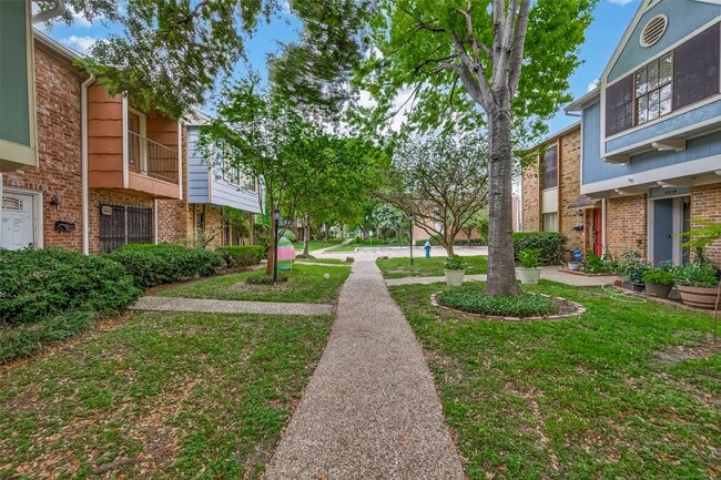 Building Photo - 6631 Wanda Ln