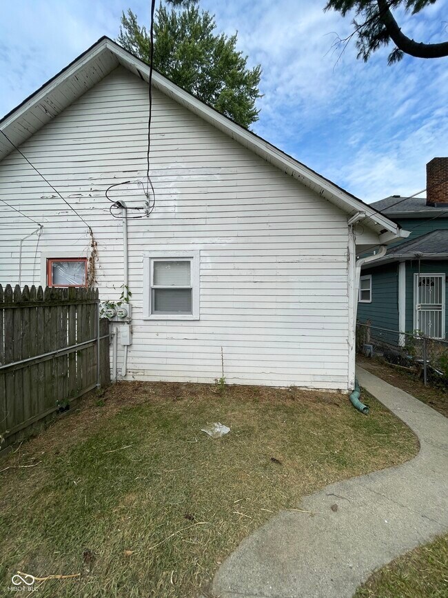 Building Photo - 47 N Ewing St