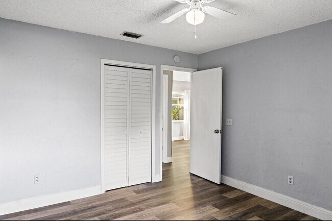 Building Photo - 2230 SE Dill Ln