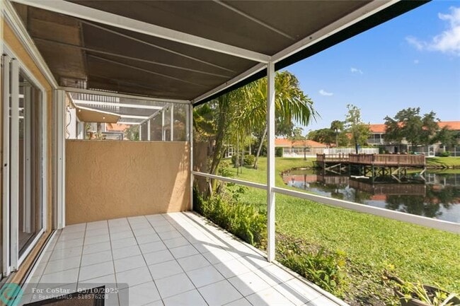 Building Photo - 640 N University Dr