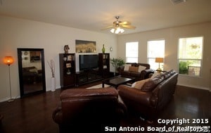 Building Photo - 1151 Pinnacle Falls
