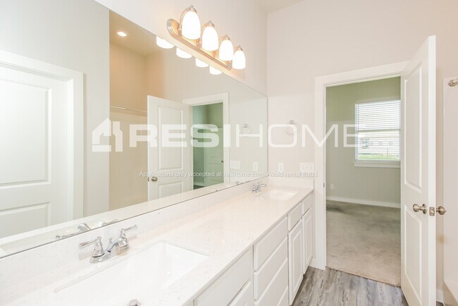 Building Photo - 8098 Brighton Ave