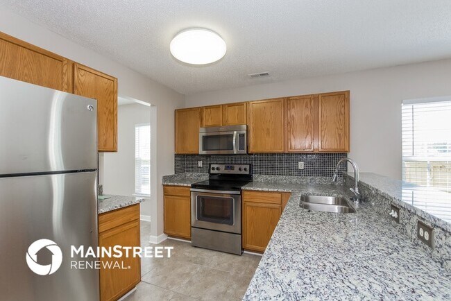 Building Photo - 2167 Mallard Pointe Dr