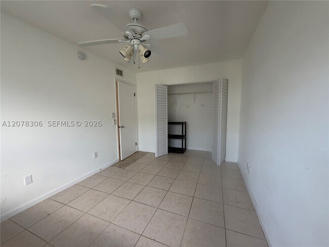 Building Photo - 18226 Mediterranean 3-16