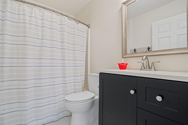 Building Photo - 8517 High School Blvd