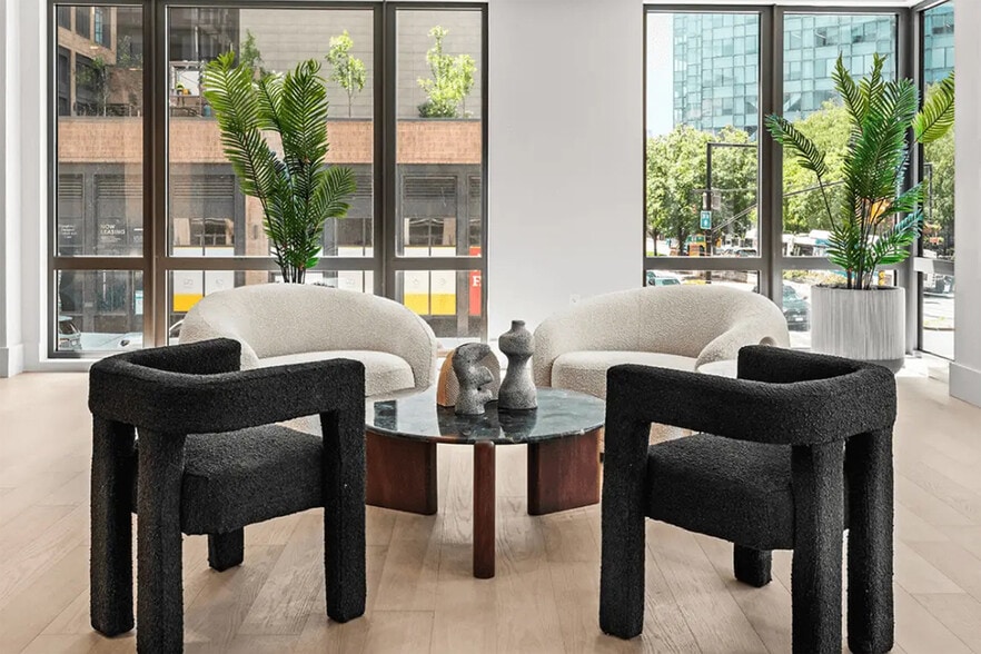 Building Photo - 27-09 44th Dr