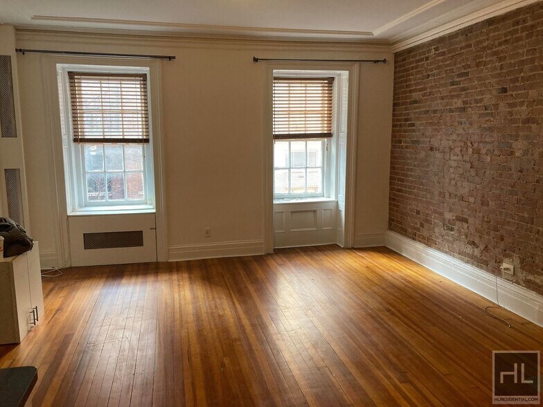 Building Photo - EAST 65 STREET