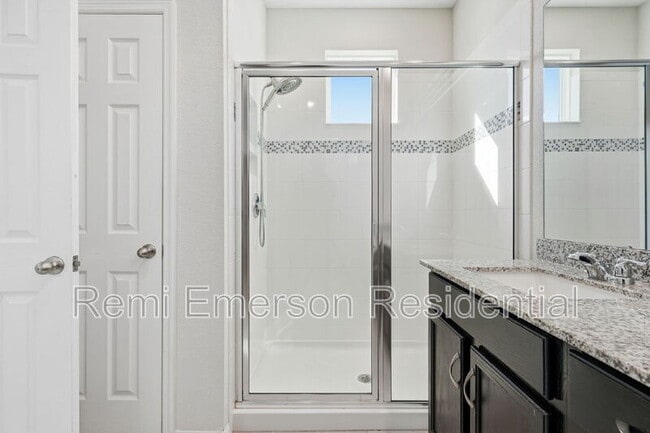 Building Photo - 14942 Guava Bay Dr