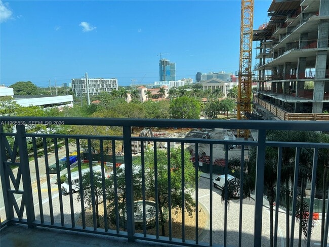 Building Photo - 300 S Australian Ave