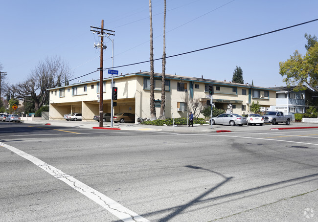 Building Photo - Fulton Gardens Apartments