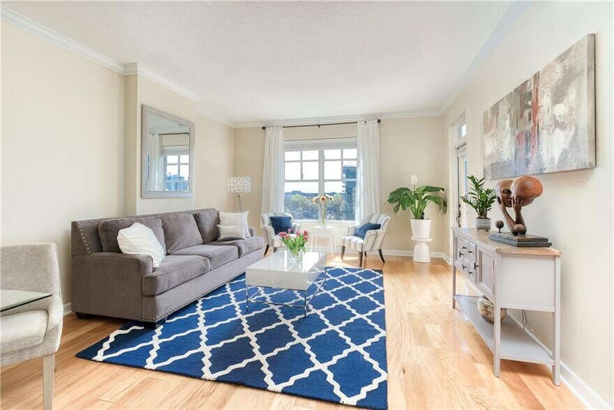 Building Photo - 1101 Juniper St NE