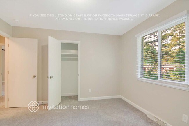 Building Photo - 101 Lyme Ct