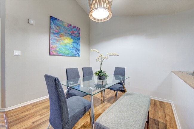 Building Photo - 7027 Brockington Dr