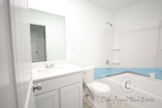 Building Photo - Move in special $900!! New construction in Jonesboro - beautiful 3bed / 2 bath home - Nettleton!!