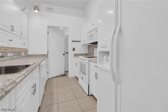 Building Photo - 2610 40th St W