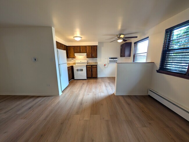 Building Photo - 4343 W 63rd St