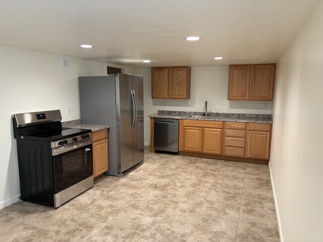 Building Photo - 14009 Old Dobbin Ln