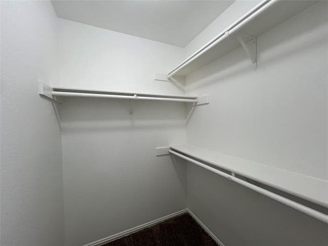Building Photo - 521 Oakwood Ln
