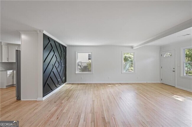 Building Photo - 1967 Sumter St NW